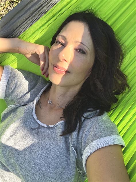 Zoey Holloway Handjob Porn Videos 2024 @ xHamster.
